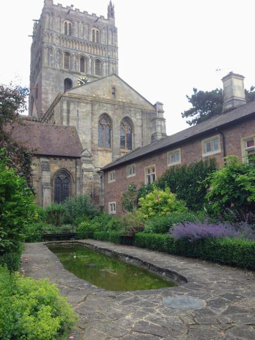 Tudor Cottage - Hidden Treasure Tewkesbury Esterno foto